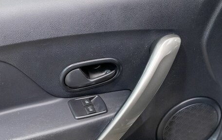 Renault Logan II, 2020 год, 1 056 000 рублей, 13 фотография