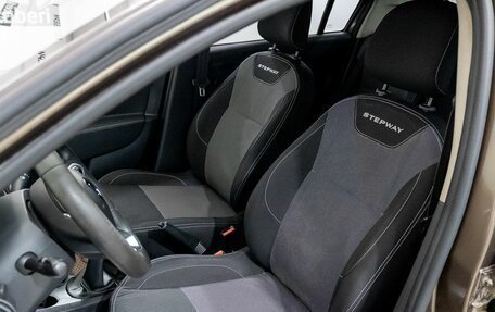 Renault Logan II, 2020 год, 1 056 000 рублей, 14 фотография