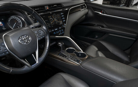 Toyota Camry, 2019 год, 3 150 000 рублей, 16 фотография