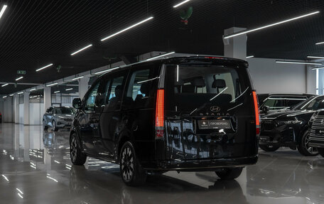 Hyundai Staria, 2025 год, 9 050 000 рублей, 4 фотография