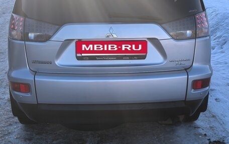 Mitsubishi Outlander III рестайлинг 3, 2011 год, 1 640 000 рублей, 4 фотография