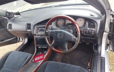 Honda Inspire III, 2000 год, 300 000 рублей, 1 фотография