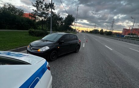 Nissan Tiida, 2008 год, 550 000 рублей, 13 фотография