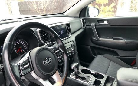 KIA Sportage IV рестайлинг, 2021 год, 2 700 000 рублей, 6 фотография