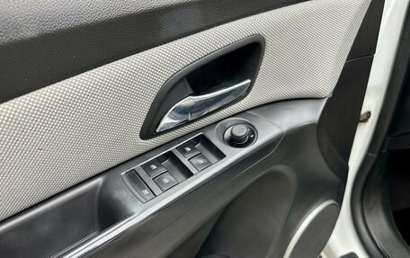 Chevrolet Cruze II, 2013 год, 699 900 рублей, 16 фотография