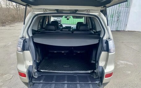 Mitsubishi Outlander III рестайлинг 3, 2008 год, 1 050 000 рублей, 17 фотография