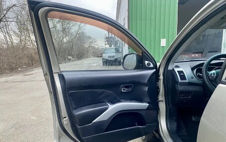 Mitsubishi Outlander III рестайлинг 3, 2008 год, 1 050 000 рублей, 18 фотография