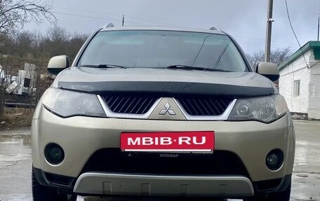Mitsubishi Outlander III рестайлинг 3, 2008 год, 1 050 000 рублей, 3 фотография