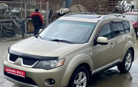 Mitsubishi Outlander III рестайлинг 3, 2008 год, 1 050 000 рублей, 8 фотография