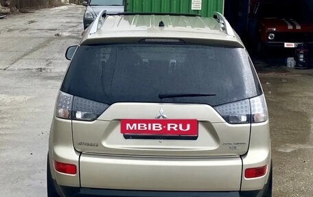 Mitsubishi Outlander III рестайлинг 3, 2008 год, 1 050 000 рублей, 24 фотография
