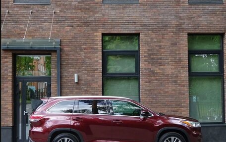 Toyota Highlander III, 2014 год, 2 800 000 рублей, 10 фотография