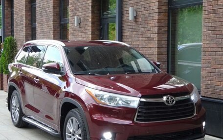 Toyota Highlander III, 2014 год, 2 800 000 рублей, 12 фотография