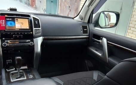 Toyota Land Cruiser 200, 2015 год, 6 500 000 рублей, 8 фотография