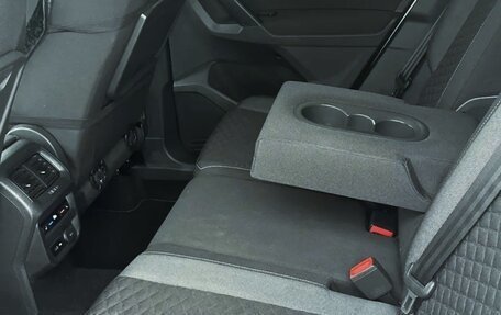 Volkswagen Tiguan II, 2019 год, 2 850 000 рублей, 12 фотография