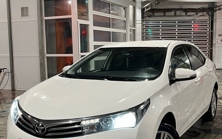 Toyota Corolla, 2013 год, 1 325 000 рублей, 3 фотография