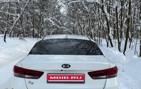 KIA K5 II, 2019 год, 2 200 000 рублей, 6 фотография