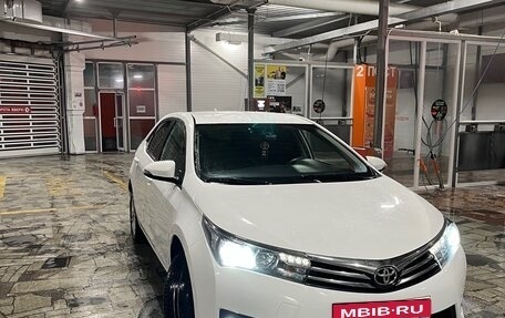 Toyota Corolla, 2013 год, 1 325 000 рублей, 2 фотография