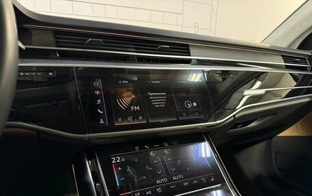 Audi A8, 2022 год, 8 899 000 рублей, 16 фотография