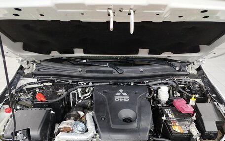 Mitsubishi Pajero Sport III рестайлинг, 2020 год, 3 320 000 рублей, 11 фотография