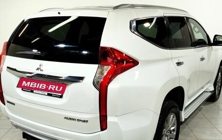 Mitsubishi Pajero Sport III рестайлинг, 2020 год, 3 320 000 рублей, 5 фотография