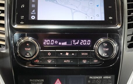 Mitsubishi Pajero Sport III рестайлинг, 2020 год, 3 320 000 рублей, 16 фотография