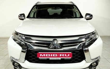 Mitsubishi Pajero Sport III рестайлинг, 2020 год, 3 320 000 рублей, 2 фотография