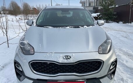 KIA Sportage IV рестайлинг, 2018 год, 2 100 000 рублей, 1 фотография