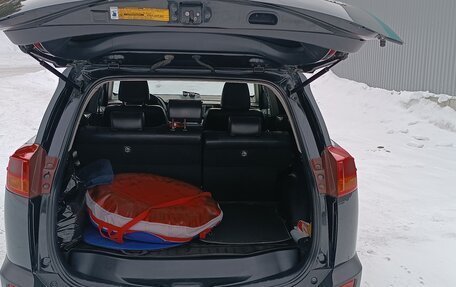 Toyota RAV4, 2013 год, 1 950 000 рублей, 5 фотография