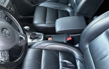 Volkswagen Tiguan I, 2011 год, 1 000 000 рублей, 10 фотография