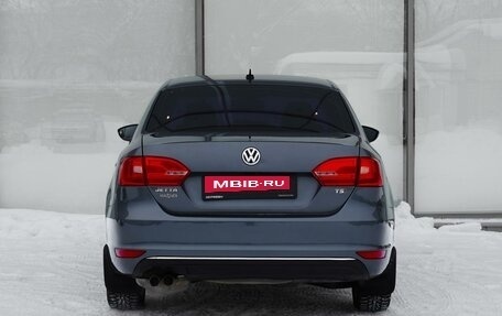 Volkswagen Jetta VI, 2011 год, 990 000 рублей, 4 фотография