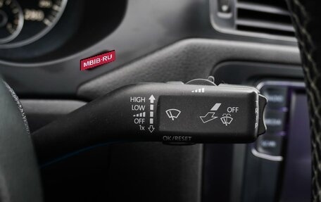 Volkswagen Jetta VI, 2011 год, 990 000 рублей, 20 фотография