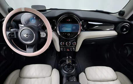 MINI Hatch, 2023 год, 2 610 000 рублей, 6 фотография