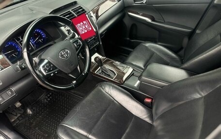 Toyota Camry, 2017 год, 2 530 000 рублей, 10 фотография