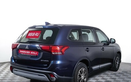 Mitsubishi Outlander III рестайлинг 3, 2019 год, 2 199 000 рублей, 5 фотография
