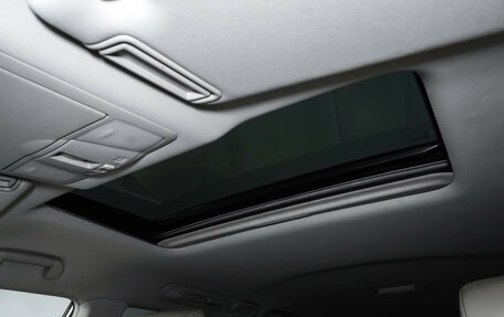 Nissan Patrol, 2012 год, 1 999 000 рублей, 17 фотография