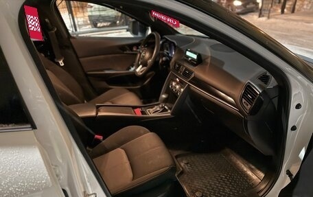 Mazda CX-4, 2022 год, 2 250 000 рублей, 4 фотография