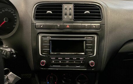 Volkswagen Polo VI (EU Market), 2011 год, 659 000 рублей, 13 фотография