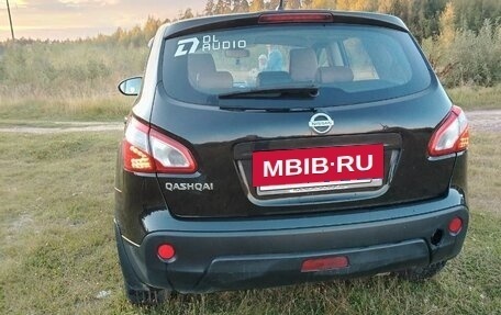 Nissan Qashqai, 2010 год, 850 000 рублей, 2 фотография