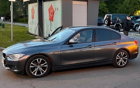 BMW 3 серия, 2014 год, 1 550 000 рублей, 15 фотография