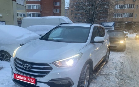 Hyundai Santa Fe III рестайлинг, 2017 год, 2 300 000 рублей, 14 фотография