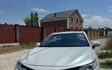 Toyota Camry, 2019 год, 3 300 000 рублей, 8 фотография