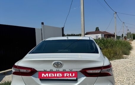 Toyota Camry, 2019 год, 3 300 000 рублей, 3 фотография