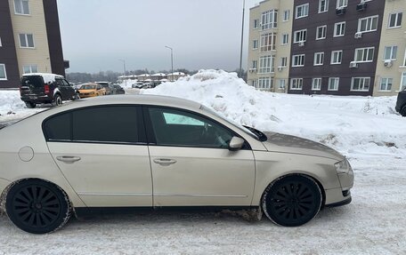 Volkswagen Passat B6, 2007 год, 595 000 рублей, 10 фотография
