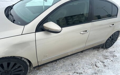 Volkswagen Passat B6, 2007 год, 595 000 рублей, 7 фотография