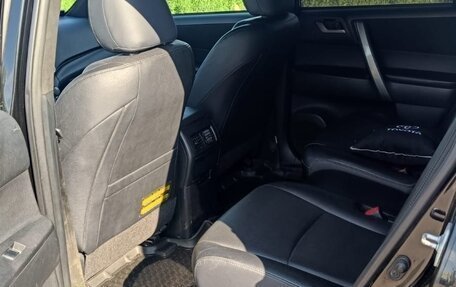 Toyota Highlander III, 2012 год, 1 780 000 рублей, 8 фотография