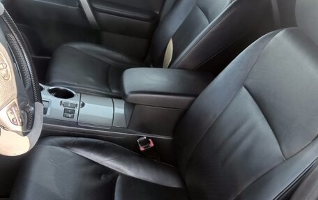 Toyota Highlander III, 2012 год, 1 780 000 рублей, 10 фотография