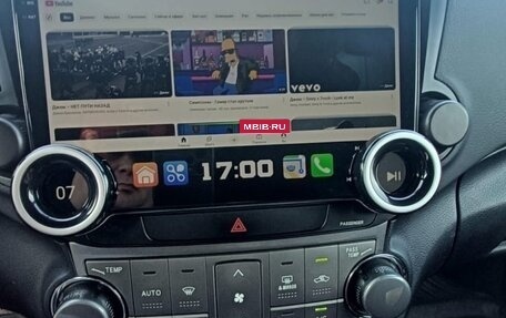 Toyota Highlander III, 2012 год, 1 780 000 рублей, 15 фотография