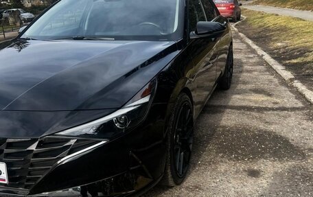 Hyundai Elantra, 2022 год, 1 980 000 рублей, 3 фотография