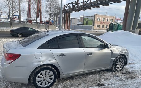 Chevrolet Cruze II, 2012 год, 550 000 рублей, 3 фотография
