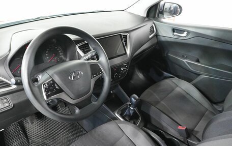 Hyundai Solaris II рестайлинг, 2017 год, 1 115 000 рублей, 9 фотография